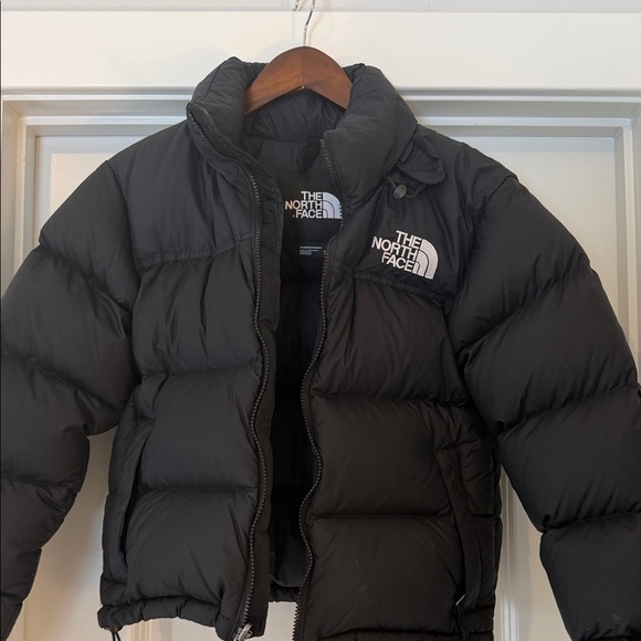 The North Face Girls Black Puffer Jacket - Picture 2 of 5
